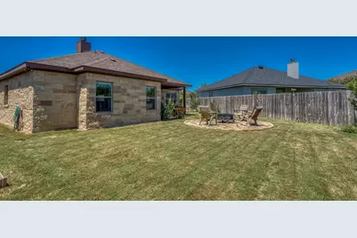 412 Jake Drive, Jarrell, TX 76537 - Photo 35