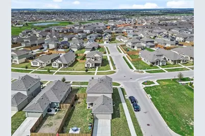 8201 Daisy Cutter Crossing, Georgetown, TX 78626 - Photo 29