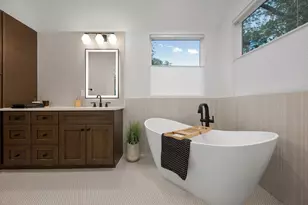 7310 Woodrow St, Austin, TX 78757 - Photo 5