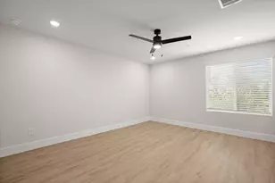 17119 Homestead Haven Dr, Bee Cave, TX 78738 - Photo 13