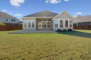 121 Fattoria Cv, Liberty Hill, TX 78642 - Photo 23