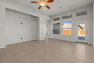 121 Fattoria Cv, Liberty Hill, TX 78642 - Photo 9