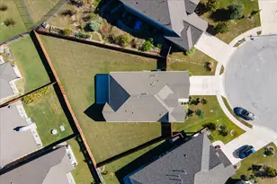 121 Fattoria Cv, Liberty Hill, TX 78642 - Photo 33