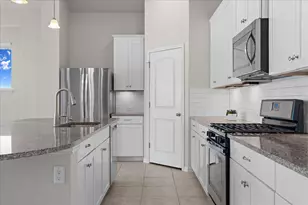 121 Fattoria Cv, Liberty Hill, TX 78642 - Photo 5