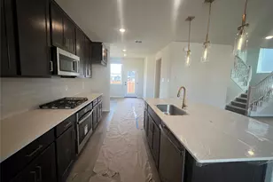 201 Woodrow Ln, Liberty Hill, TX 78642 - Photo 9