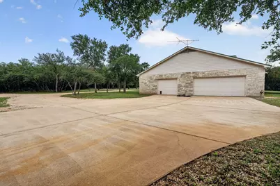400 Barton Creek Drive, Dripping Springs, TX 78620 - Photo 7
