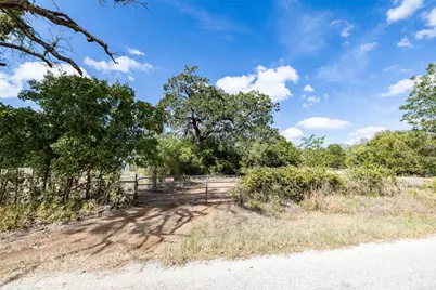 1350 Cattlemens Row, Lockhart, TX 78644 - Photo 21