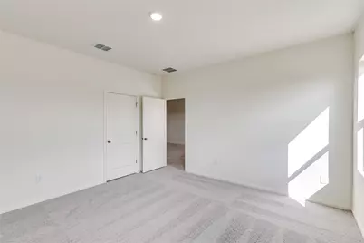 208 Wedemeyer Street, Taylor, TX 76574 - Photo 17