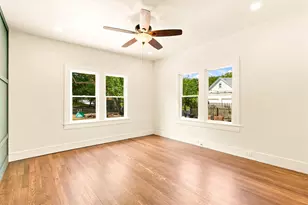 902 W Hopkins St, San Marcos, TX 78666 - Photo 17