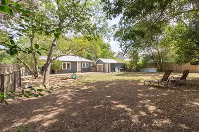 902 W Hopkins Street, San Marcos, TX 78666 - Photo 35