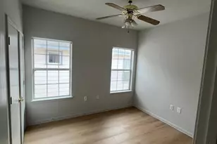 7504 Lazy Creek Dr, Austin, TX 78724 - Photo 9