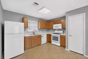 13528 Briarcreek Loop, Manor, TX 78653 - Photo 11