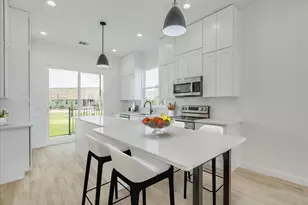 126 Lourdes Ct, Dripping Springs, TX 78620 - Photo 3