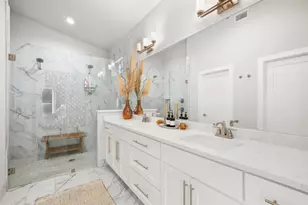 307 Bedford Dr, Spicewood, TX 78669 - Photo 13