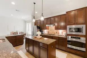 214 Bellagio Dr, Lakeway, TX 78734 - Photo 3
