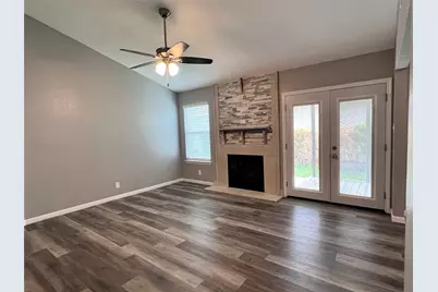 911 Greenbriar Loop, Round Rock, TX 78664 - Photo 7