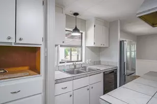 1605 Colonneh St, Horseshoe Bay, TX 78657 - Photo 13