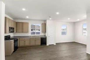 165 Daylily Dr, Elgin, TX 78621 - Photo 13