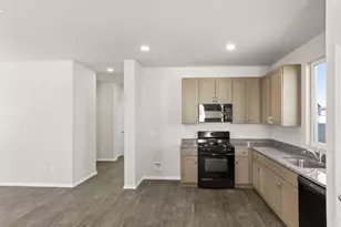 165 Daylily Dr, Elgin, TX 78621 - Photo 15