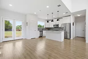 103 Waianae Ct, Bastrop, TX 78602 - Photo 9