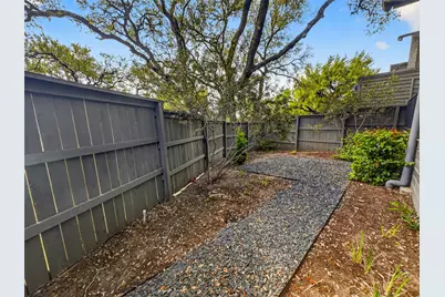 2113 Barbaro Way Unit 17 Way #17, Spicewood, TX 78669 - Photo 5