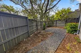 2113 Barbaro Way Unit 17 Way, Spicewood, TX 78669 - Photo 5