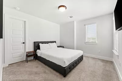 8512 McKamy Drive, Austin, TX 78744 - Photo 19