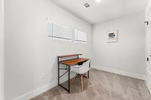 8512 McKamy Dr, Austin, TX 78744 - Photo 19