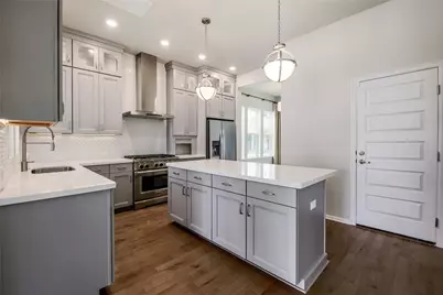 10303 Oldham Cove, Austin, TX 78717 - Photo 7