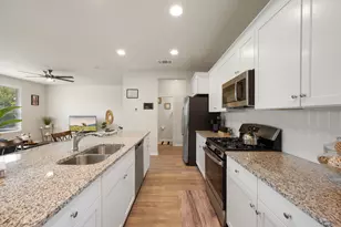 20506 Tractor Dr, Pflugerville, TX 78660 - Photo 11