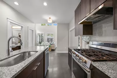 1609 Deloney Street #B, Austin, TX 78721 - Photo 9