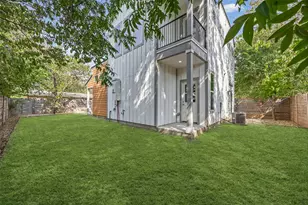 1609 Deloney St, Austin, TX 78721 - Photo 33
