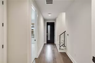 3905 Vantage Dr, Austin, TX 78731 - Photo 9