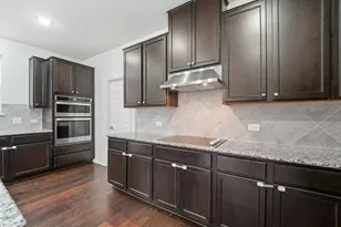 525 Ayinger Ln, Austin, TX 78728 - Photo 9