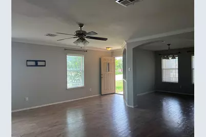 1034 W South Street, Leander, TX 78641 - Photo 3