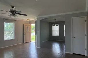 1034 W South St, Leander, TX 78641 - Photo 5