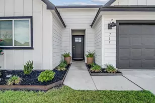 717 Tranquility Ln, Fredericksburg, TX 78624 - Photo 1