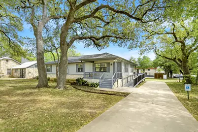 403 W Anderson Avenue, Round Rock, TX 78664 - Photo 1