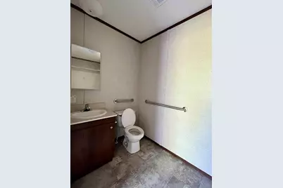 407 Rockport Drive, Canyon Lake, TX 78133 - Photo 11