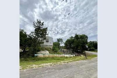 407 Rockport Drive, Canyon Lake, TX 78133 - Photo 3