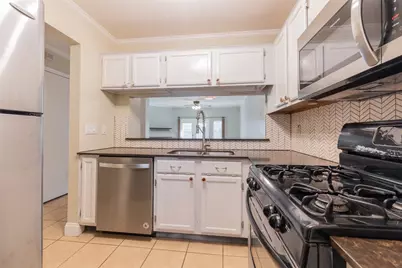 1411 Gracy Farms Lane #121, Austin, TX 78758 - Photo 7