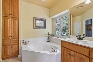 11705 Jess Dr, Austin, TX 78737 - Photo 11