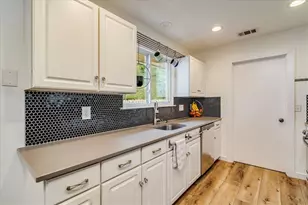 11322 Bristle Oak Trail, Austin, TX 78750 - Photo 9