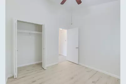 8809 United Kingdom Drive, Austin, TX 78748 - Photo 15