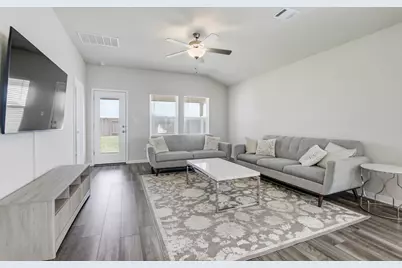 128 Outlaw Drive, Liberty Hill, TX 78642 - Photo 5