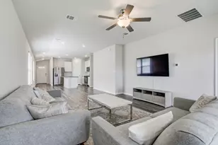 128 Outlaw Dr, Liberty Hill, TX 78642 - Photo 9