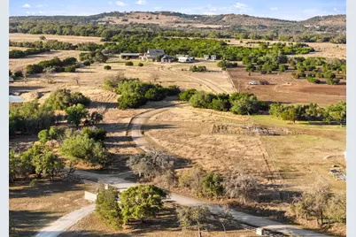 7220 Creek Road, Dripping Springs, TX 78620 - Photo 3