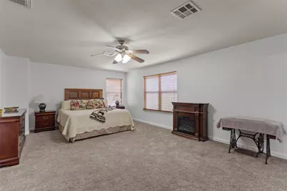 4010 Kings Canyon Drive, Taylor, TX 76574 - Photo 11