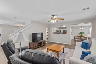 4010 King's Canyon Dr, Taylor, TX 76574 - Photo 5