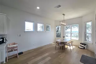 112 Texas Bluebonnet Trl, Georgetown, TX 78628 - Photo 17